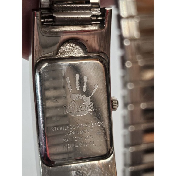Petite Mudd MD102 Ladies Analo Chrome Silver Quartz Watch New Battery Running - Picture 11 of 13